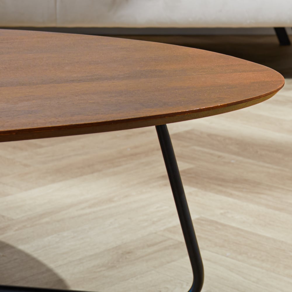 Tavolino Zoë Noce Dimehouse Marrone LxPxH 90x81x24 Legno di mango Dettaglio fotografico atmosferico