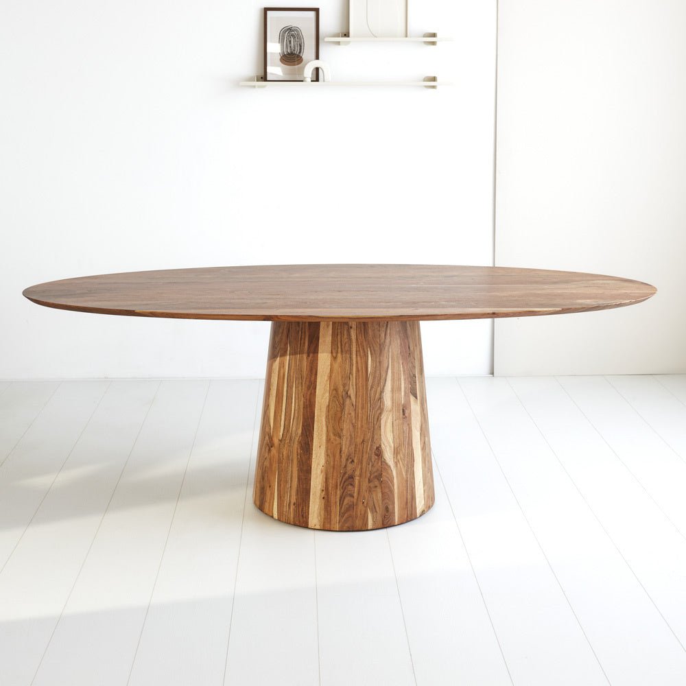 Tavolo da pranzo Amelia Dimehouse Rovere LxPxH 208x108x11 Legno di acacia Foto suggestiva vista diagonale frontale