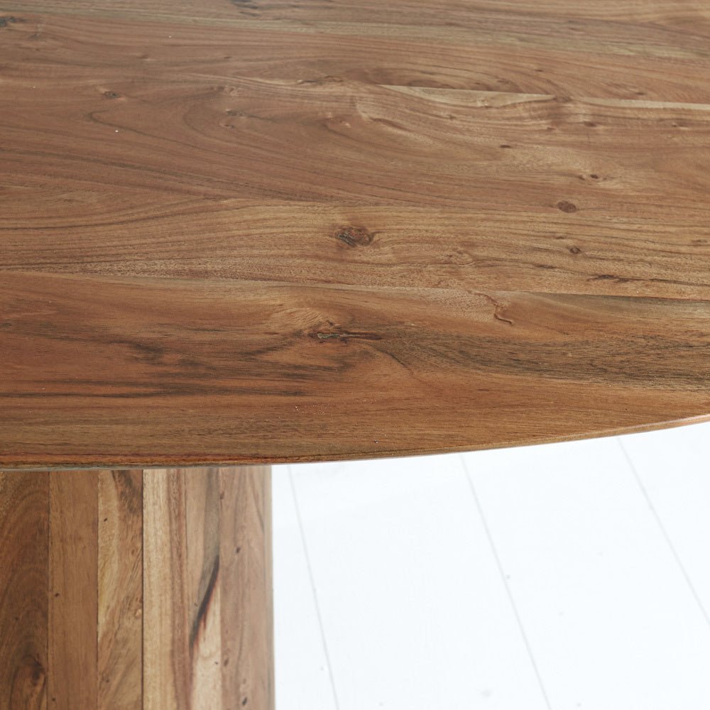 Tavolo da pranzo Amelia Dimehouse Rovere LxPxH 208x108x11 Legno di acacia Foto suggestiva vista diagonale frontale