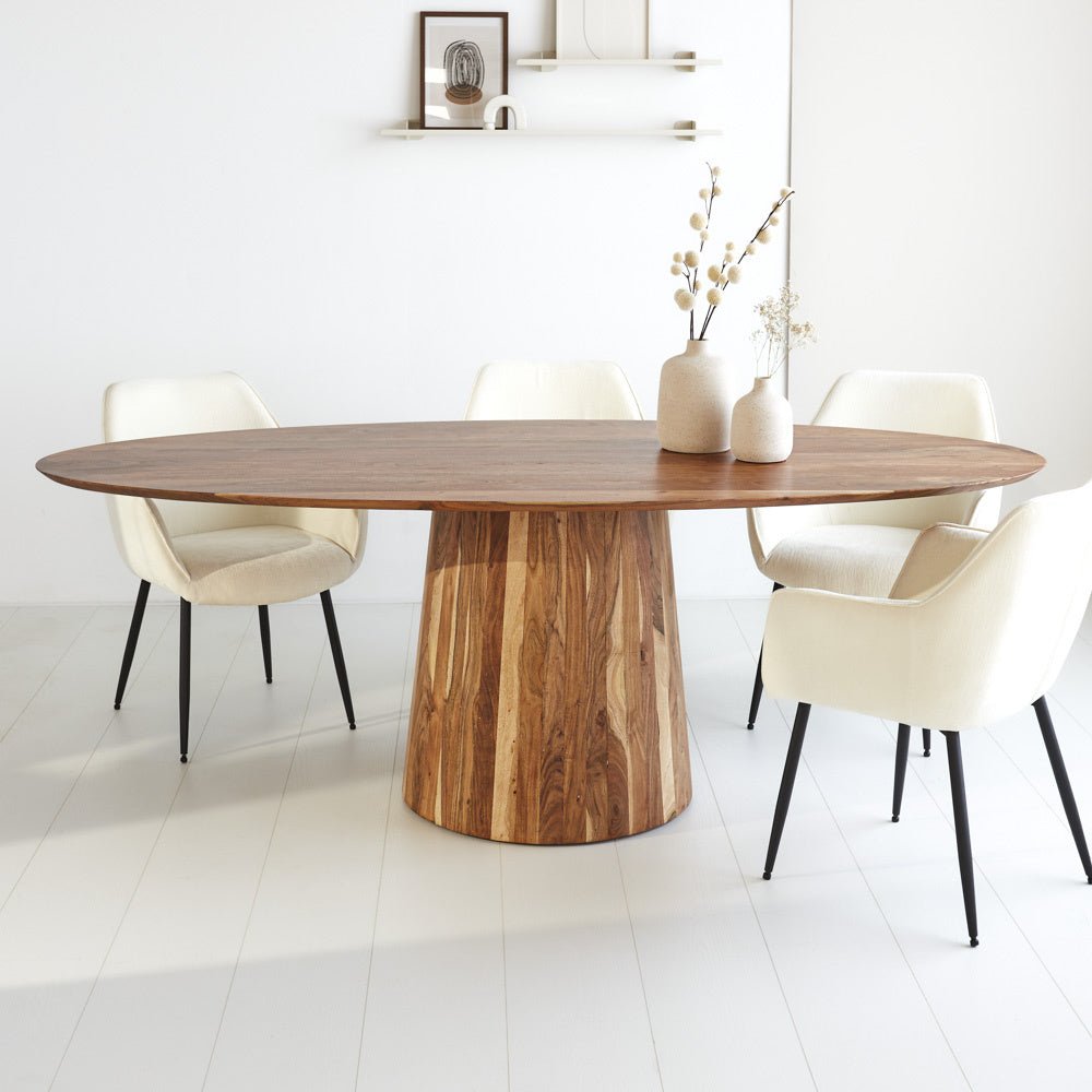 Tavolo da pranzo Amelia Dimehouse Rovere LxPxH 228x108x11 Legno di acacia Foto suggestiva vista diagonale frontale