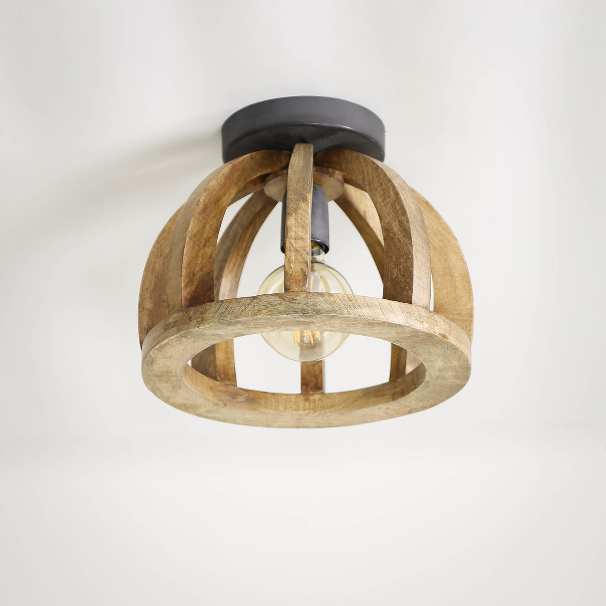 Lampada da soffitto Madri DH Interior Mango LxLxH 34x34x28 Legno di mango Foto atmosferica vista frontale diagonale