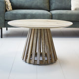 Tavolino Rory Rovere Dimehouse Rovere LxPxH 75x75x45 Legno di mango Vista frontale della foto suggestiva