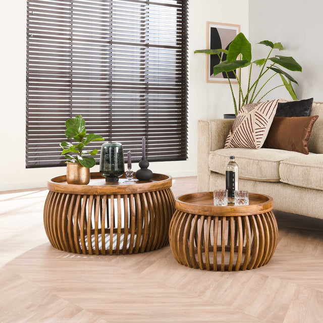 Tavolino Hans DH Interior Mango LxLxH 88x88x45 Legno di mango Foto atmosferica vista frontale diagonale