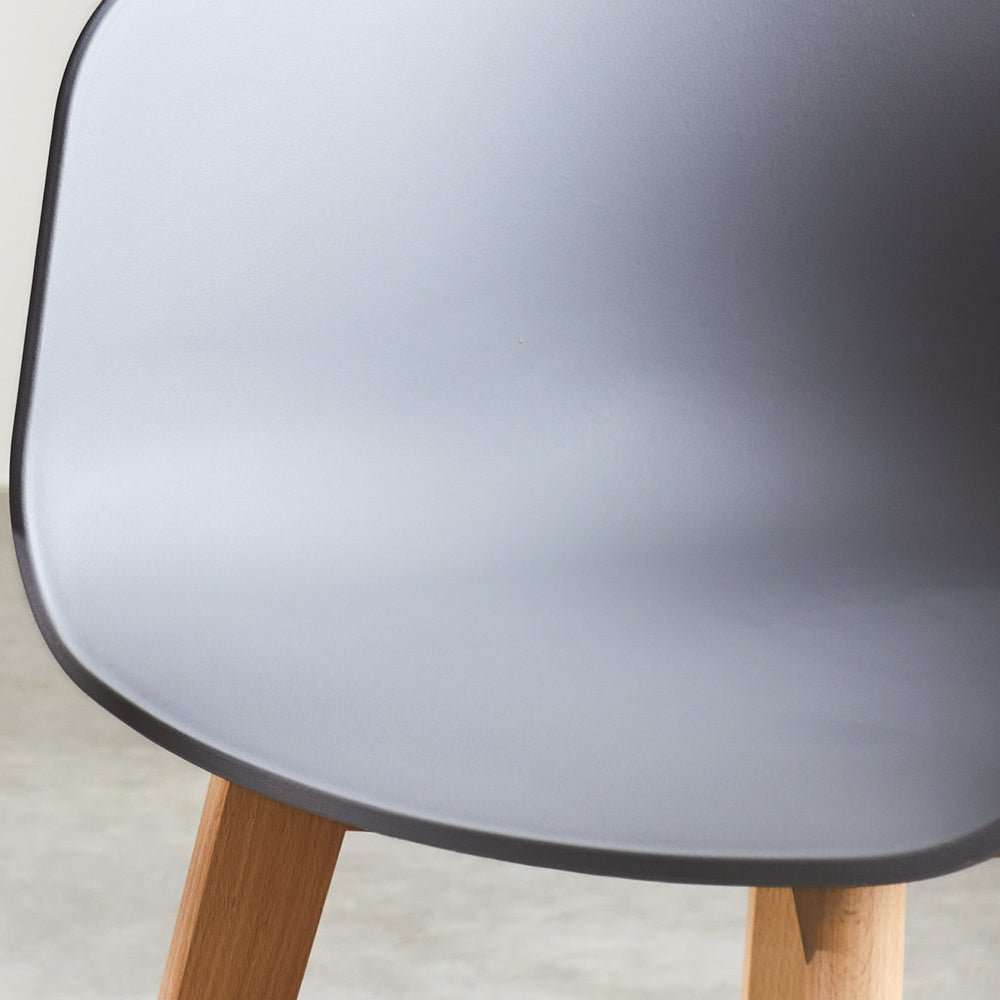 Sedia per sala da pranzo Herning Dimehouse Grigio LxPxH 68x60x51 Plastica Foto di dettaglio atmosferico