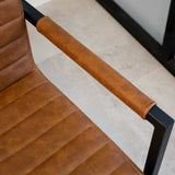 Sedia per sala da pranzo Kuba Dimehouse Cognac LxPxH 71x59x58 Ecopelle Dettaglio fotografico atmosferico