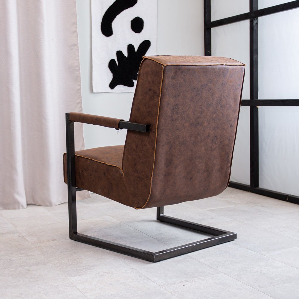 Poltrona Tigre Dimehouse Marrone LxPxH 69x58x41 Ecopelle Atmosferica foto diagonale vista posteriore