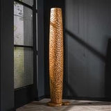 Lampada da terra Elia DH Interni Legno di teak Teak Foto atmosferica vista frontale diagonale